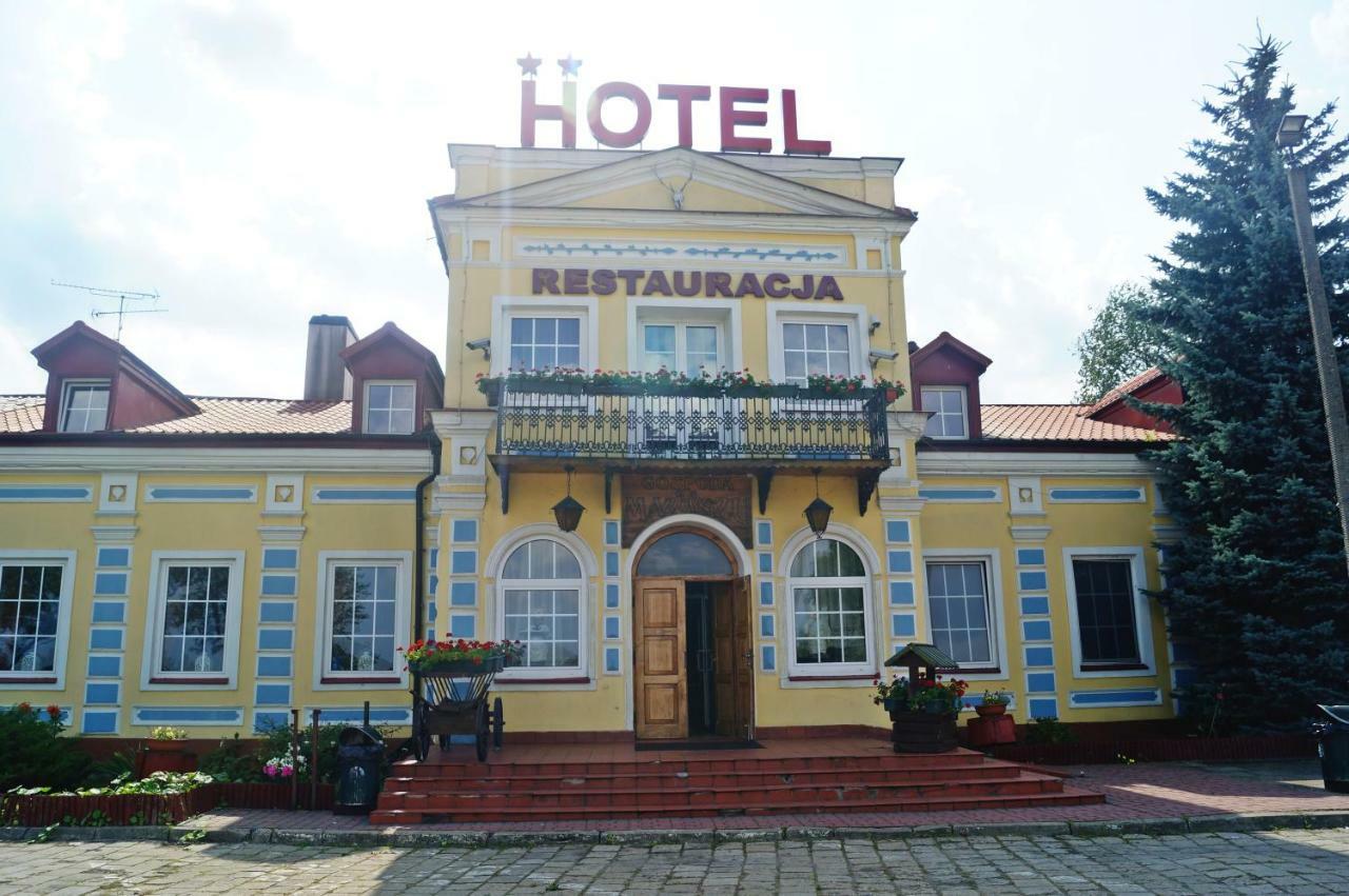 Dwor Dluzniewo Bed & Breakfast Екстериор снимка